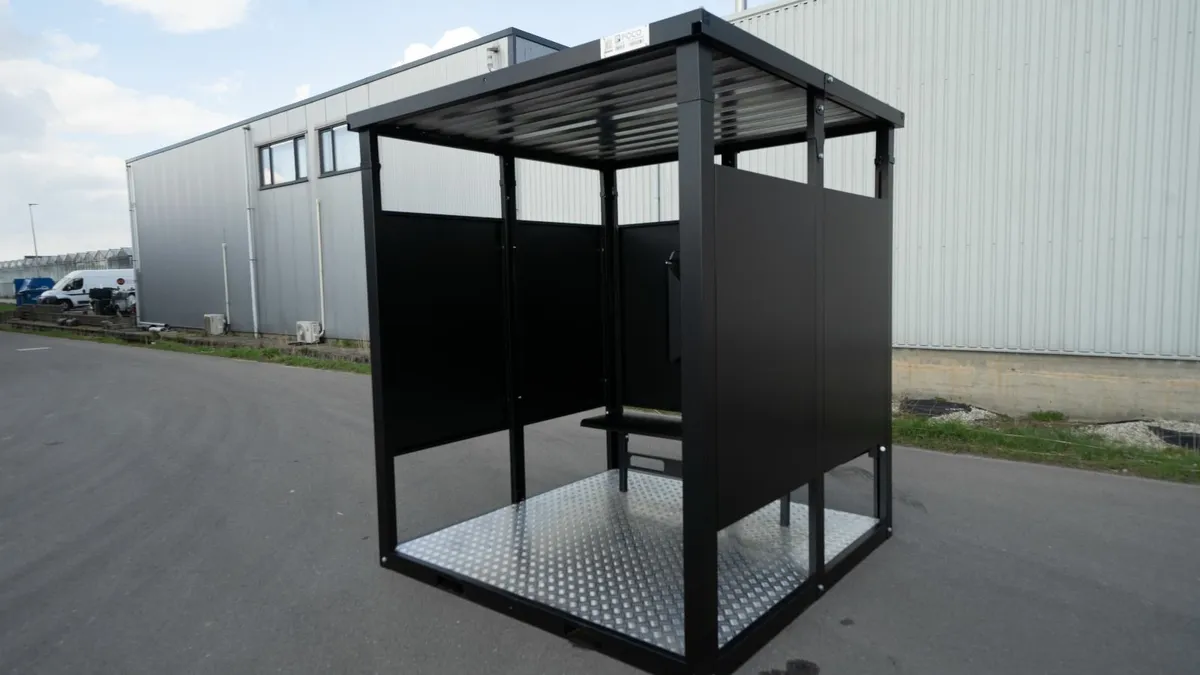 Weatherproof Smoking Area – Low Maintenance - Image 2