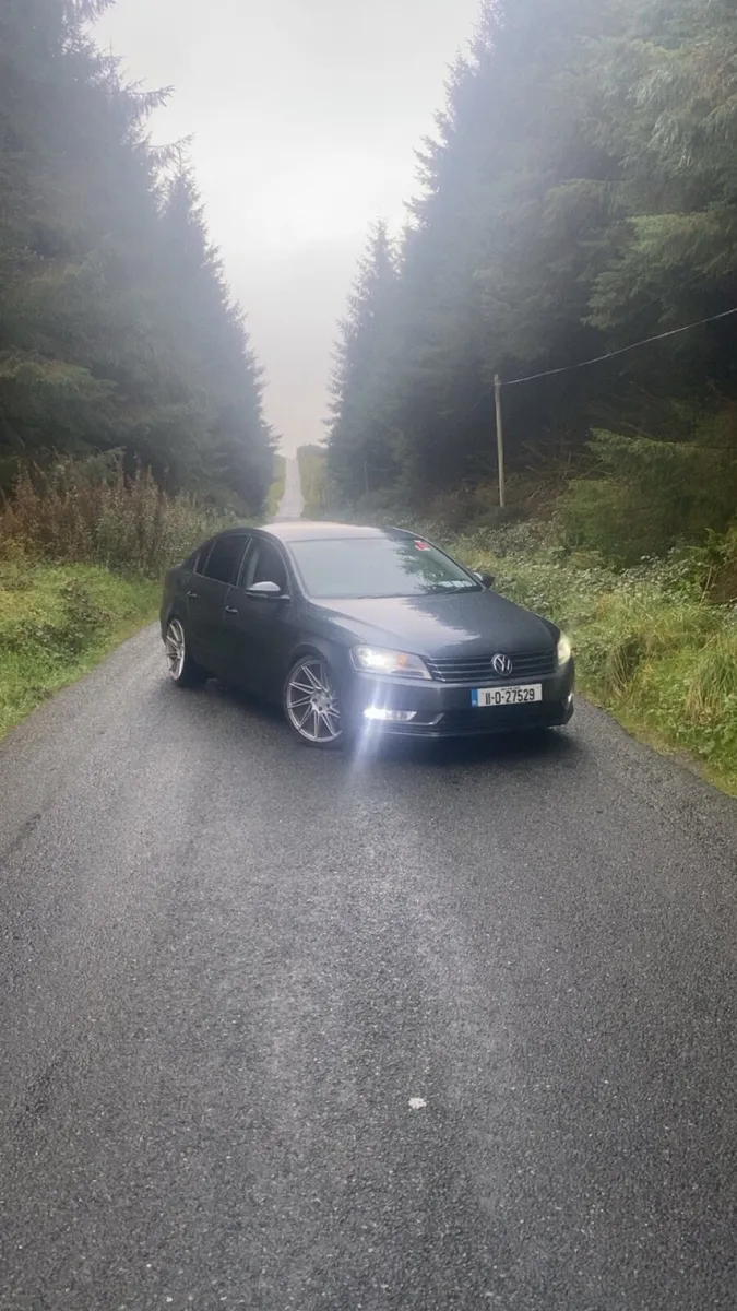 Volkswagen Passat - Image 3