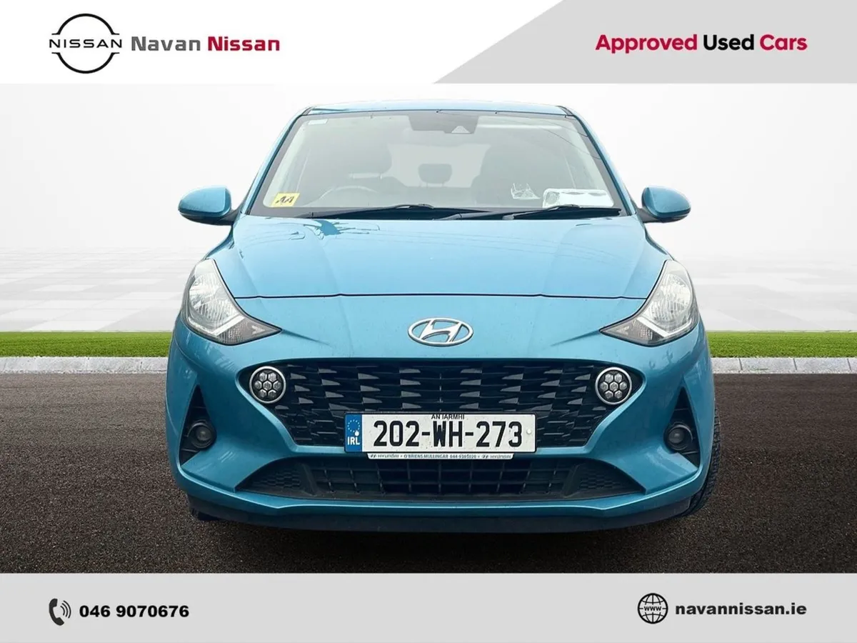 Hyundai i10 Deluxe Plus - Image 2