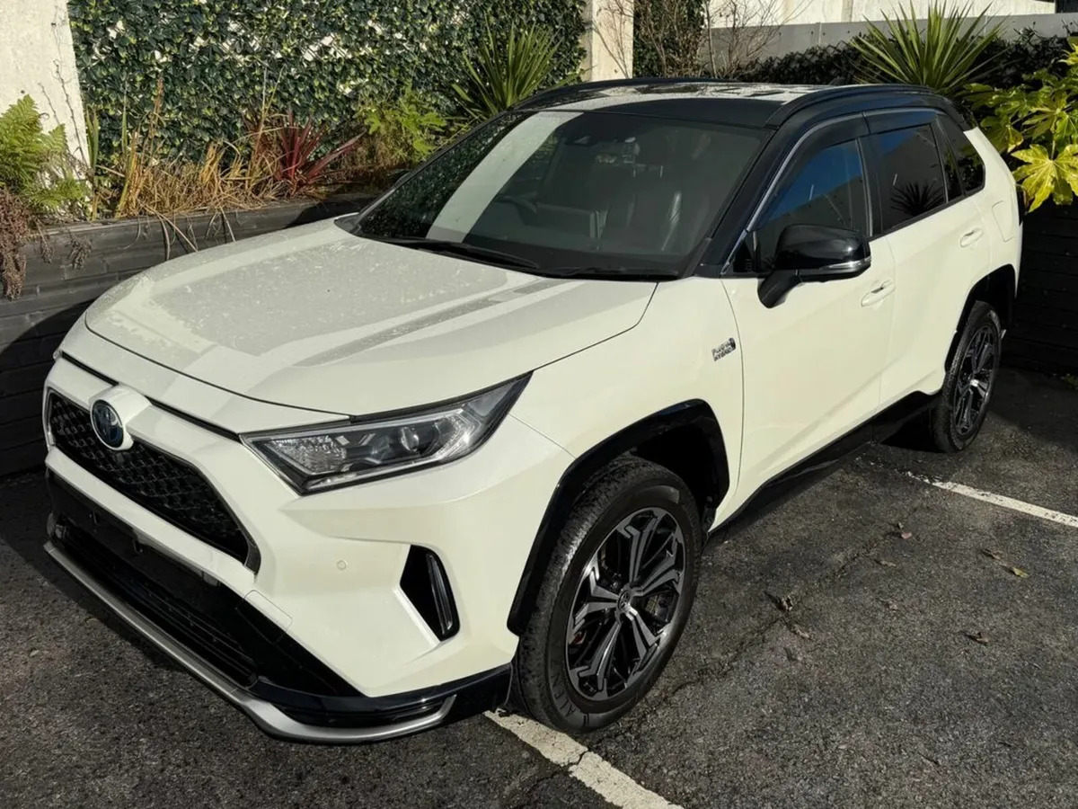 Toyota RAV4 2.5 PHEV / PRIME SPORT SPEC / TOP SPEC - Image 3