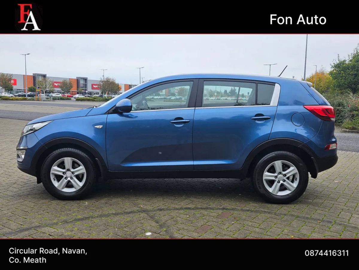 Kia Sportage 1.7 DIESEL SUV MODEL *HIGH SPEC *NEW - Image 4