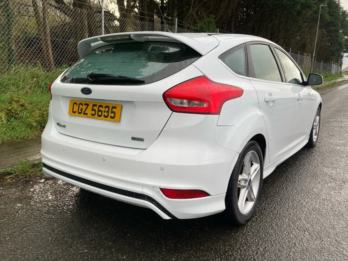 2016 Ford Focus Zetec S - Image 3