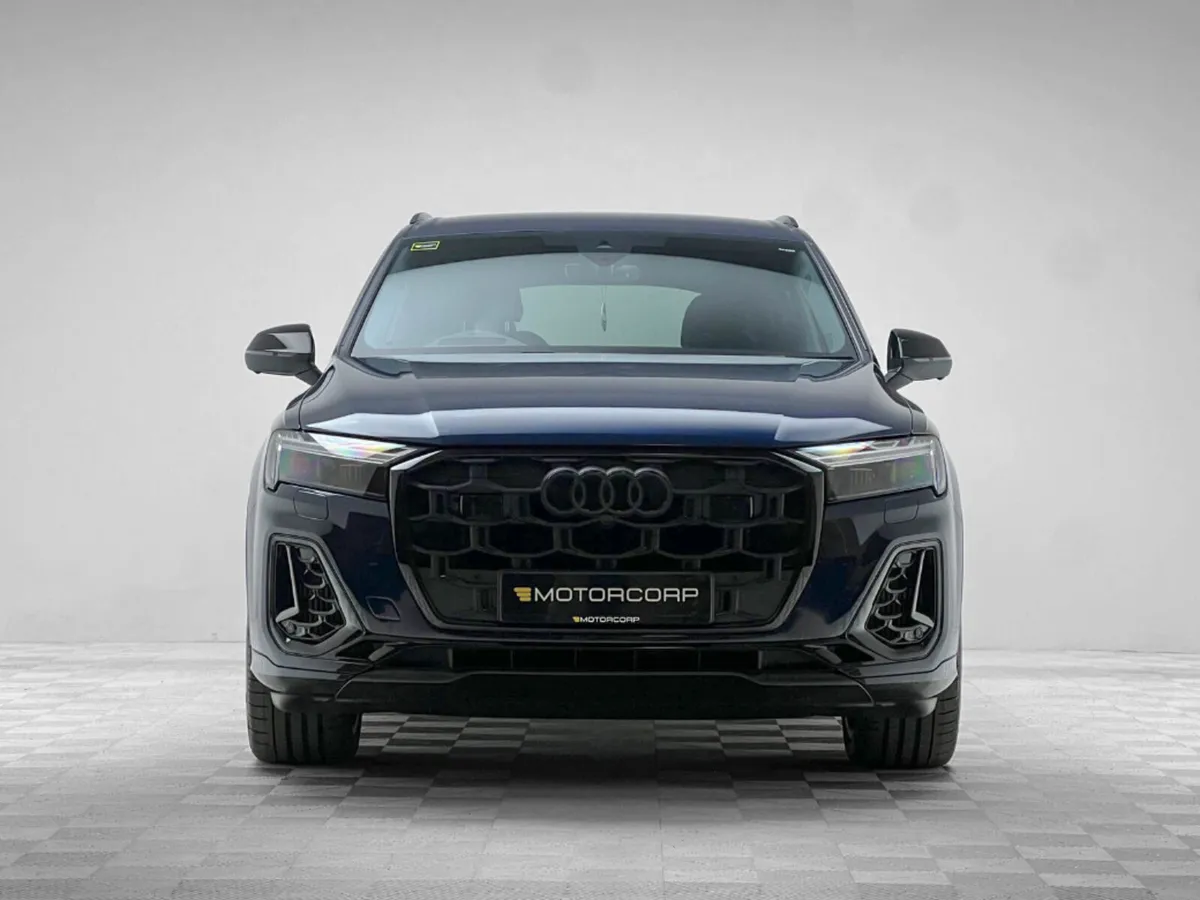 Audi Q7 55 TFSI E S LINE BLACK ED QUATTRO - Image 2