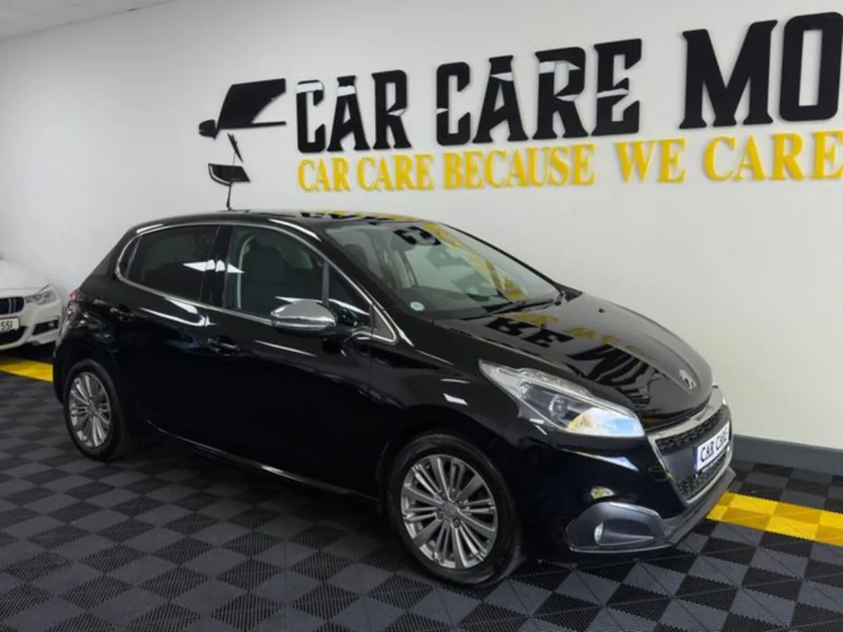 Peugeot 208 2017 208 Automatic Ony 41000Km - Image 2