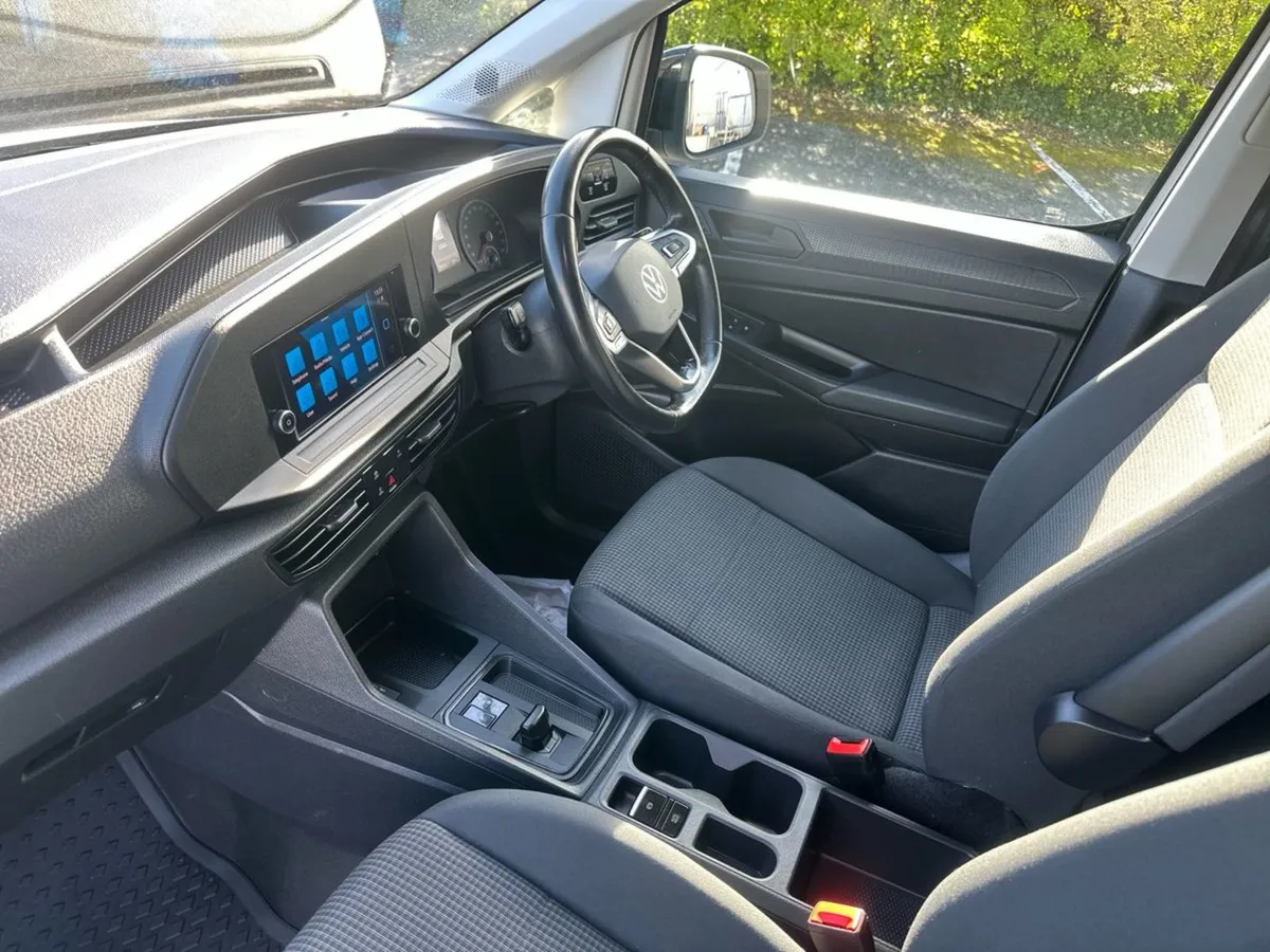 Volkswagen Caddy Edition LWB 2.0tdi 122HP Auto - Image 3