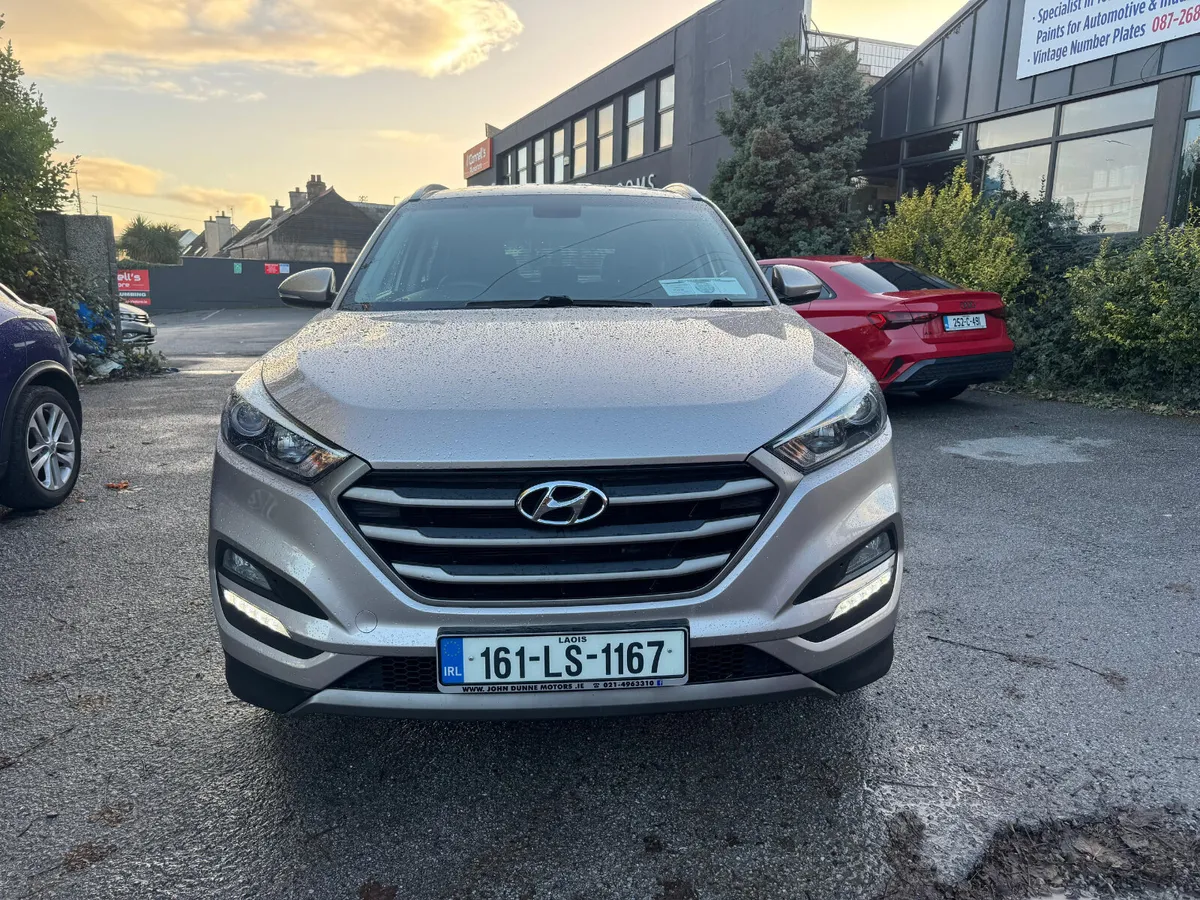 Hyundai Tucson Executive high spec - Image 4