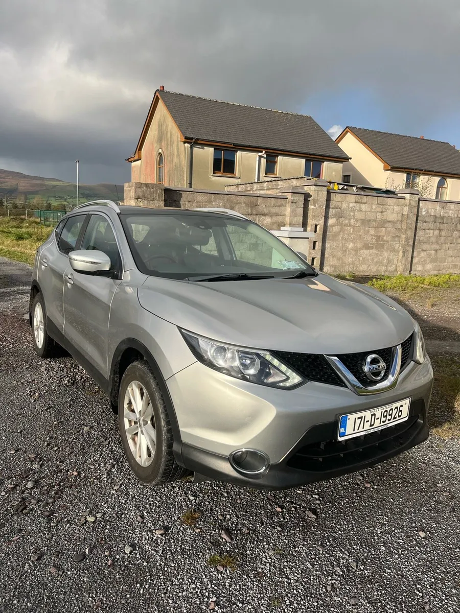 2017 Nissan Qashqai - Image 2