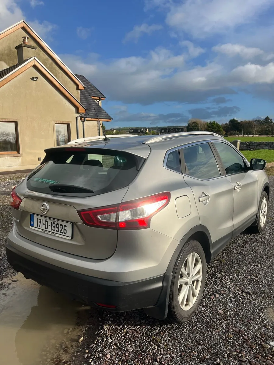 2017 Nissan Qashqai - Image 4