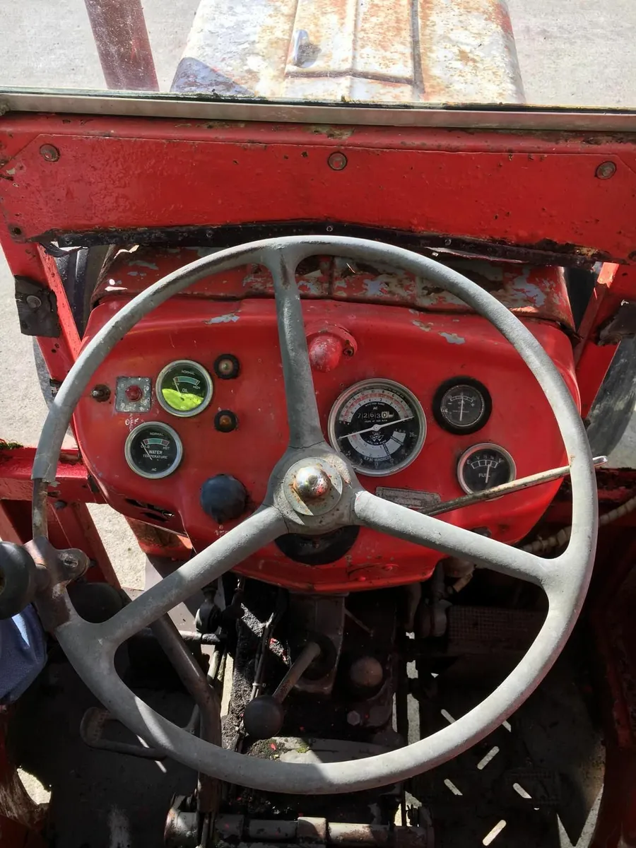 Mf 135 - Image 1