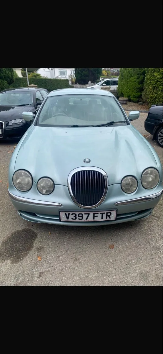 Car - Image 2