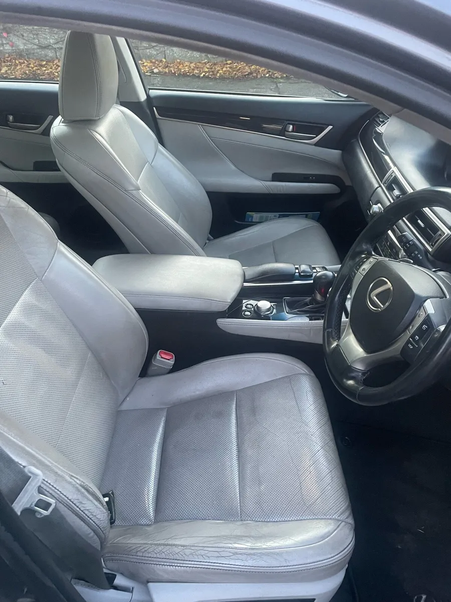 Lexus gs 300h - Image 3