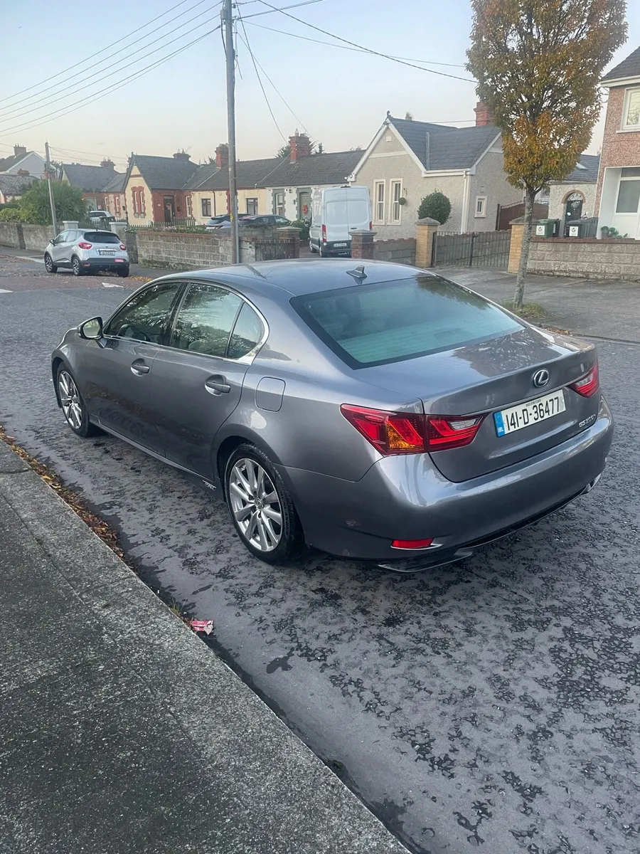 Lexus gs 300h - Image 4
