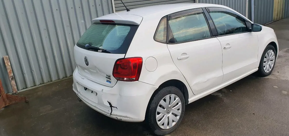 132 VW POLO AUTO - Image 4