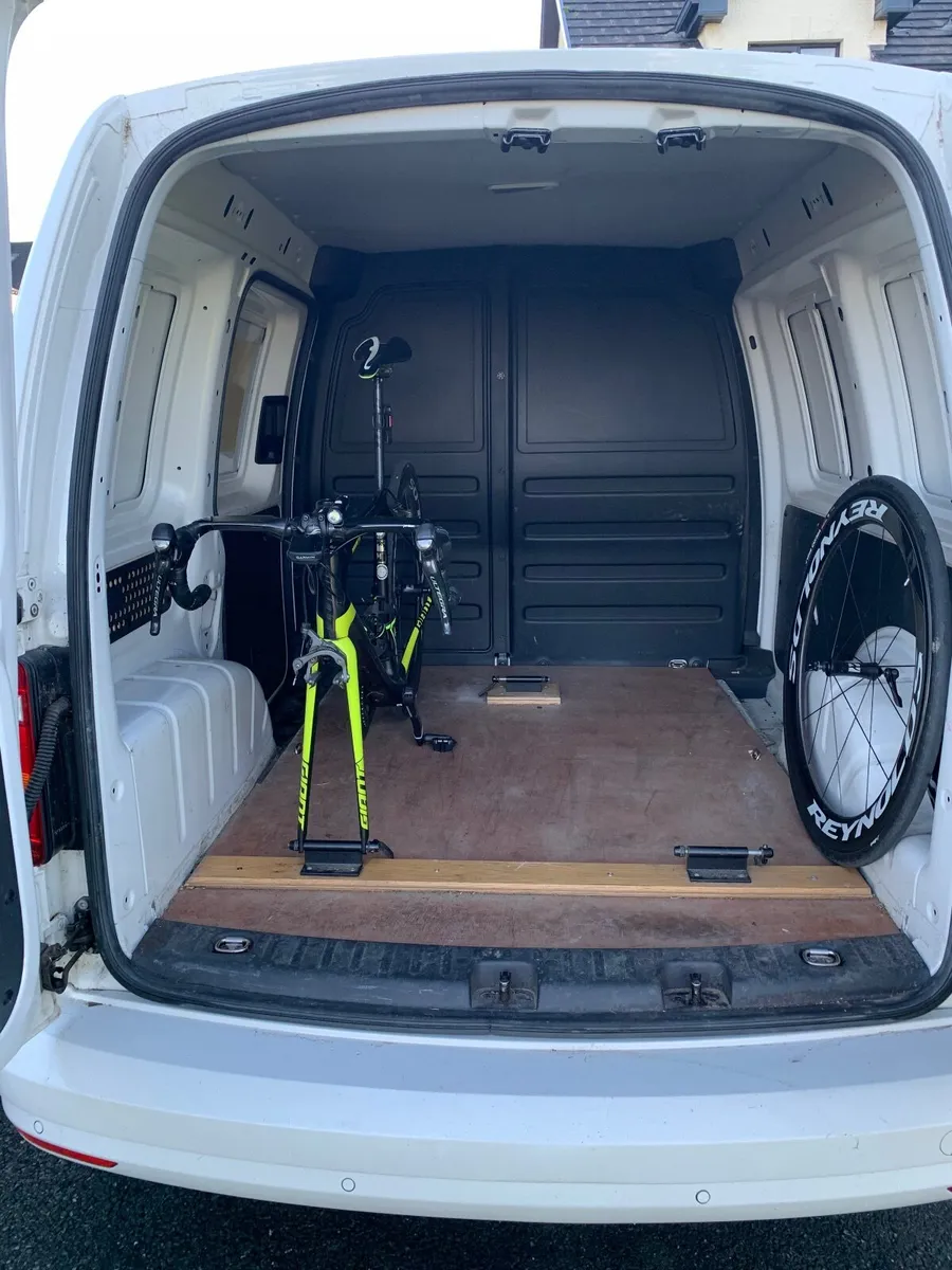 Volkswagen Caddy 2018 - Image 3