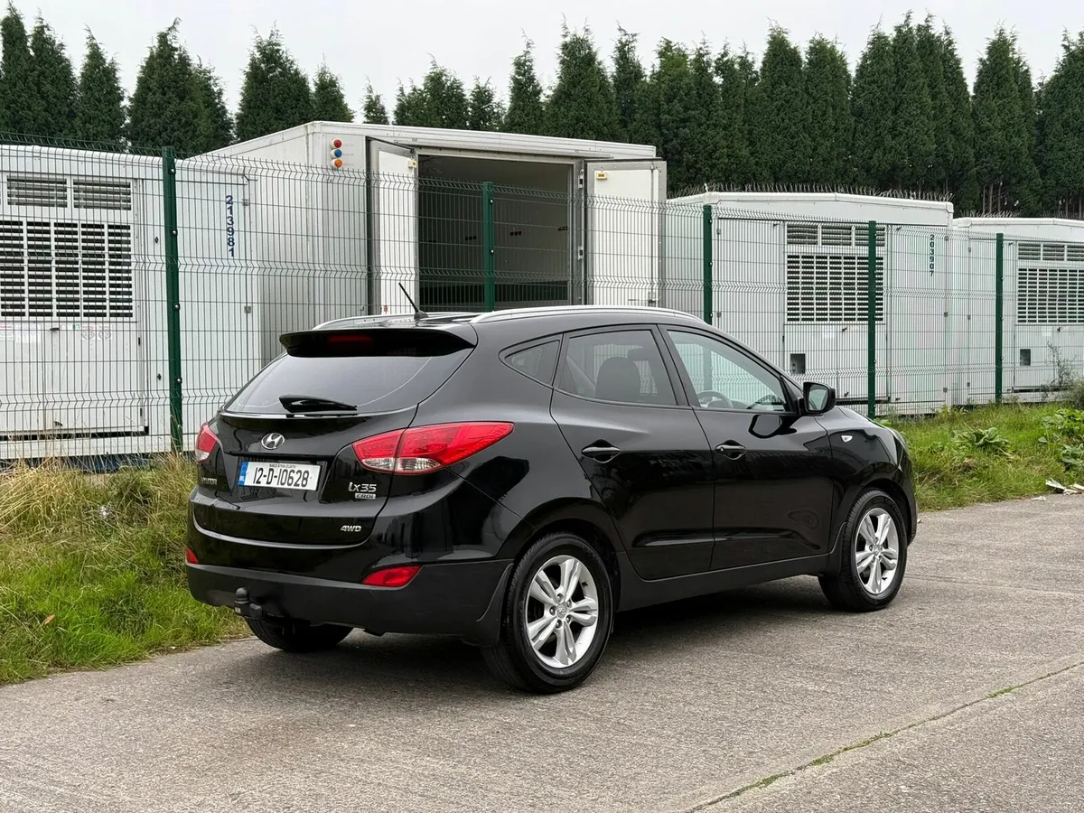 Hyundai ix35 New NCT Low Mileage 4WD - Image 3