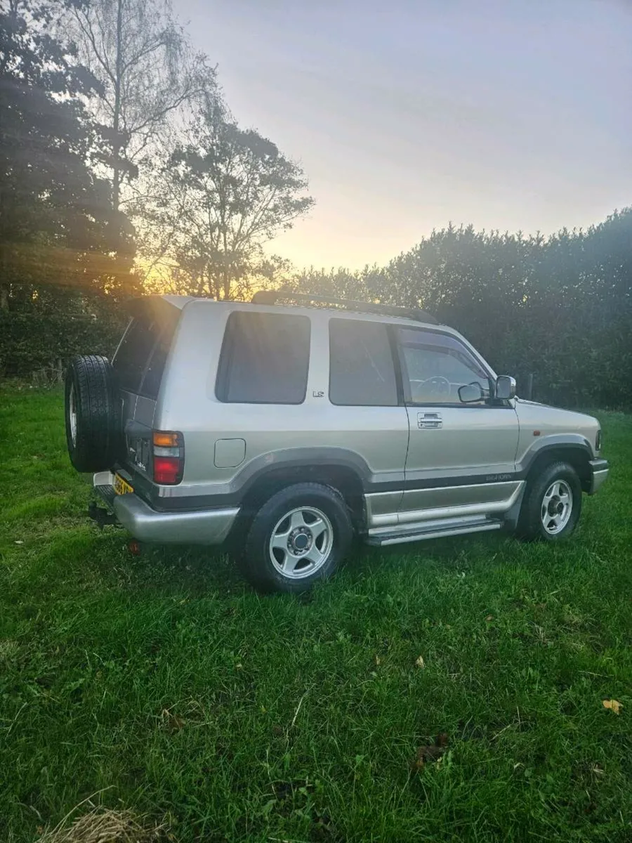 ISUZU TROOPER BIGHORN LS - Image 2