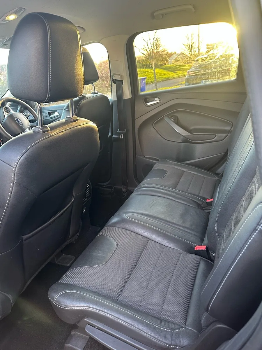 Ford Kuga, Utility 4 seat commercial - Image 4