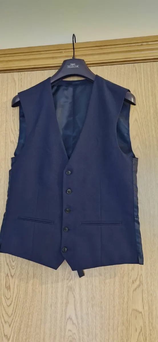Suit Jacket / Trousers / Waistcoat / Clothing - Image 2