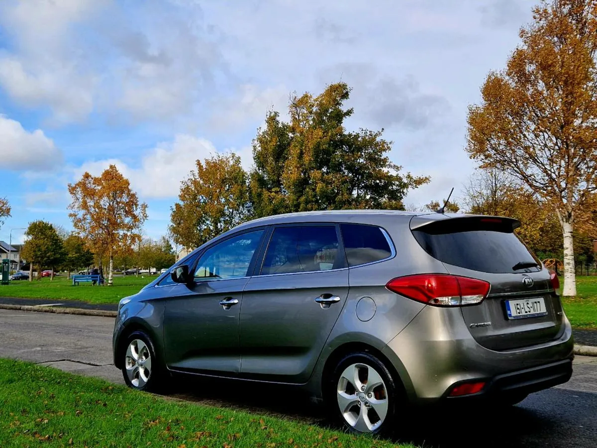 2015 kia carens 1.7D 7seater - Image 4