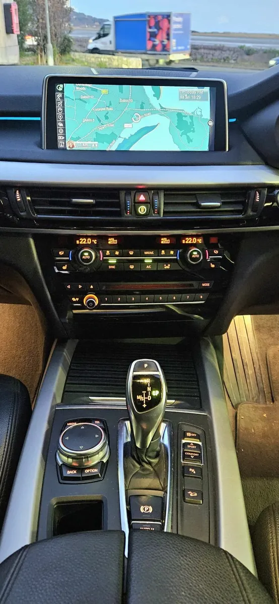 BMW X5 2015 xDrive ** DEPOSIT TAKEN ** - Image 4