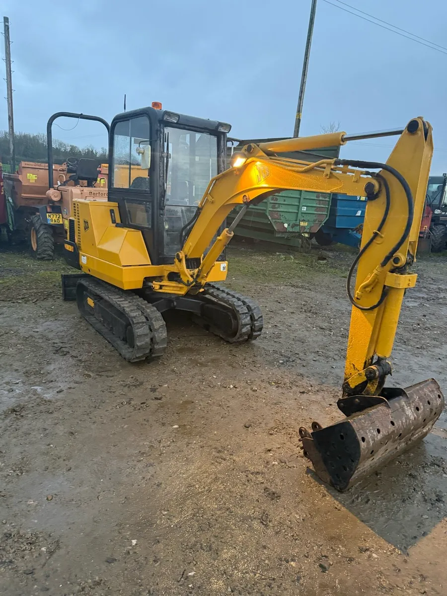 JCB - Image 2