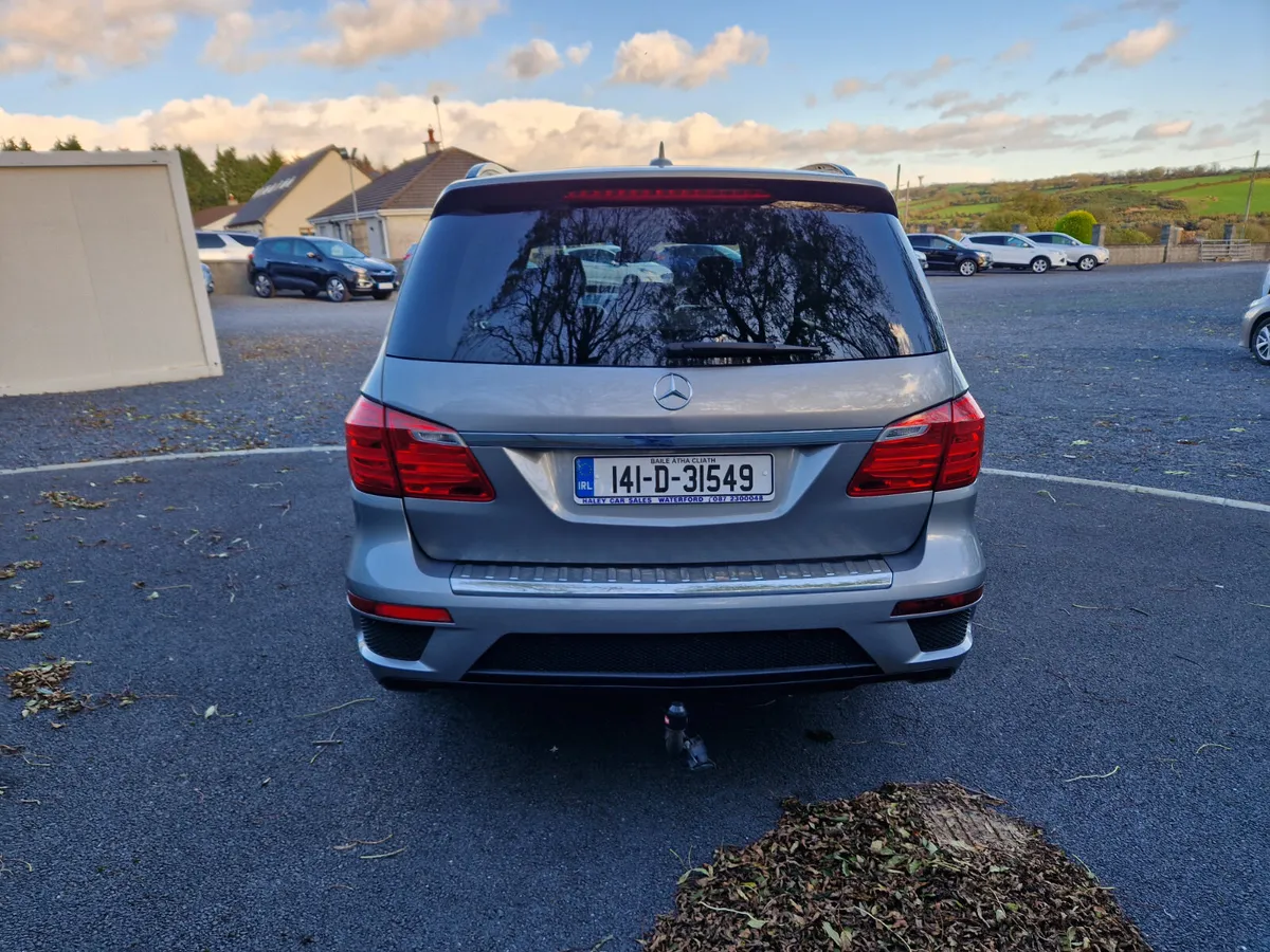 15 MERCEDES  GL...7 SEATER...1 OWNER - Image 4