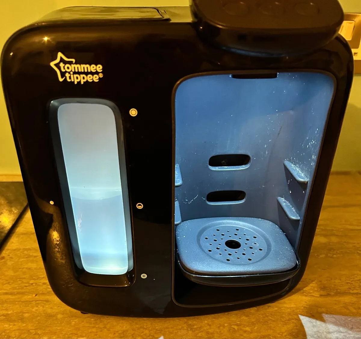 Tommee tippee bottle maker - Image 1