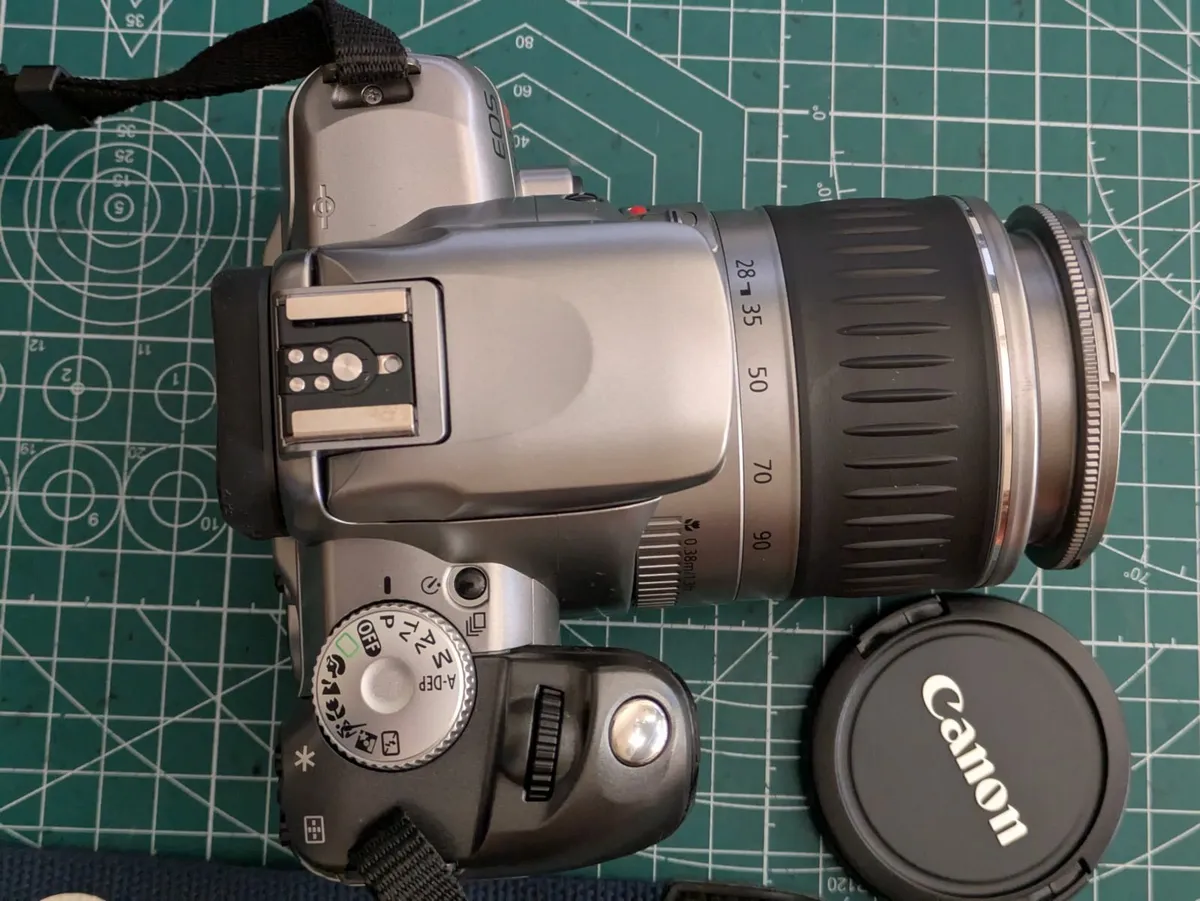 🎞️ Canon EOS 300 X kit with zoom lens - Image 3