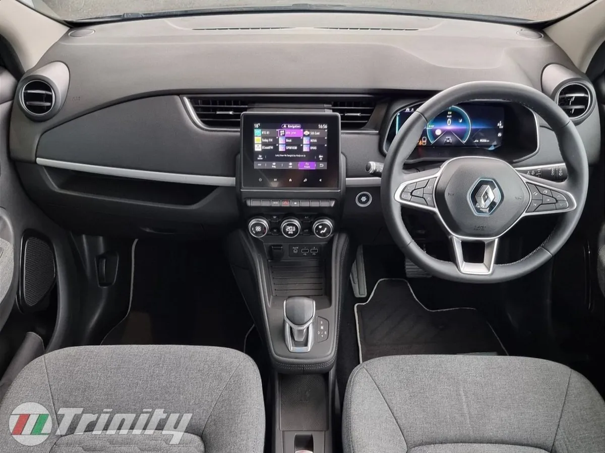 Renault Zoe R110 50kwh Iconic Stunning EV Trinity - Image 2