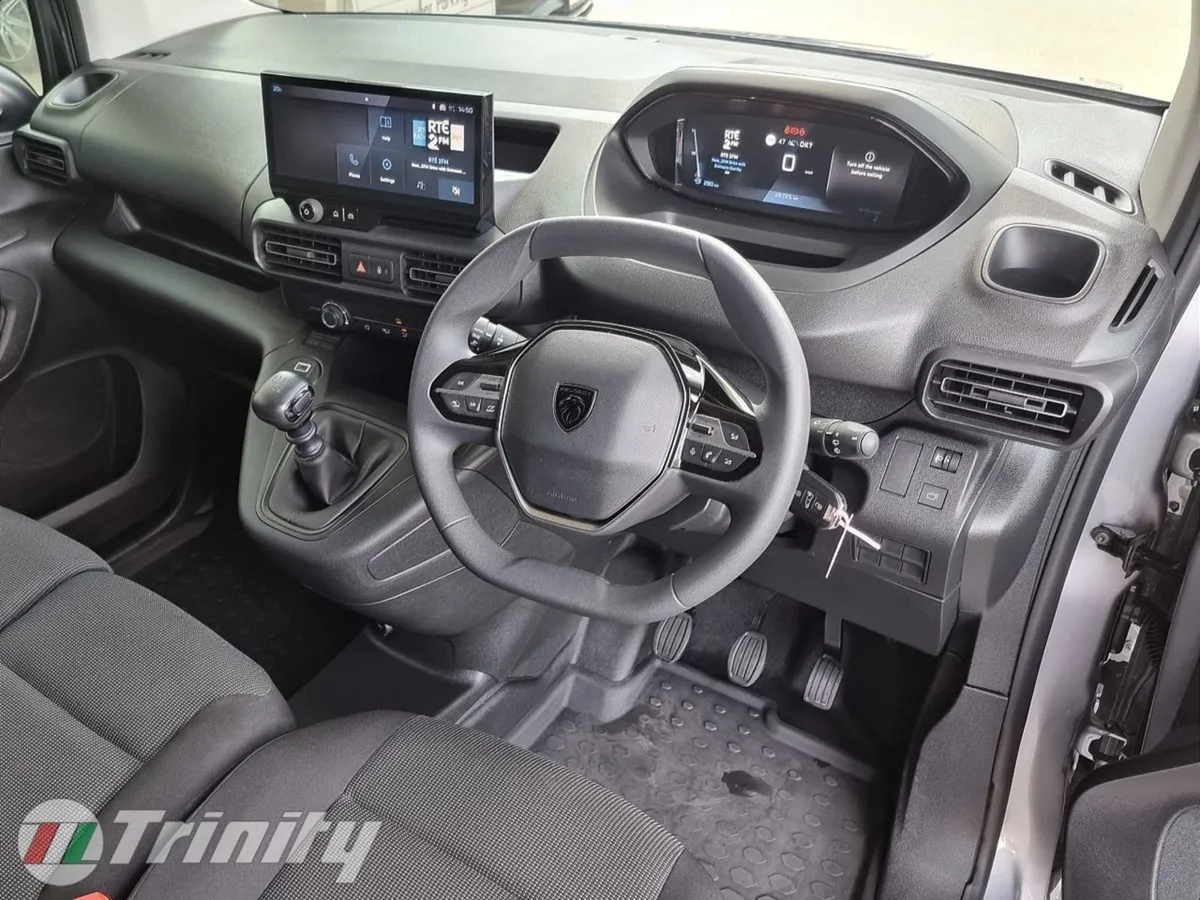 Peugeot Partner PRO Plus 1.5 HDI 100BHP Stunning - Image 2