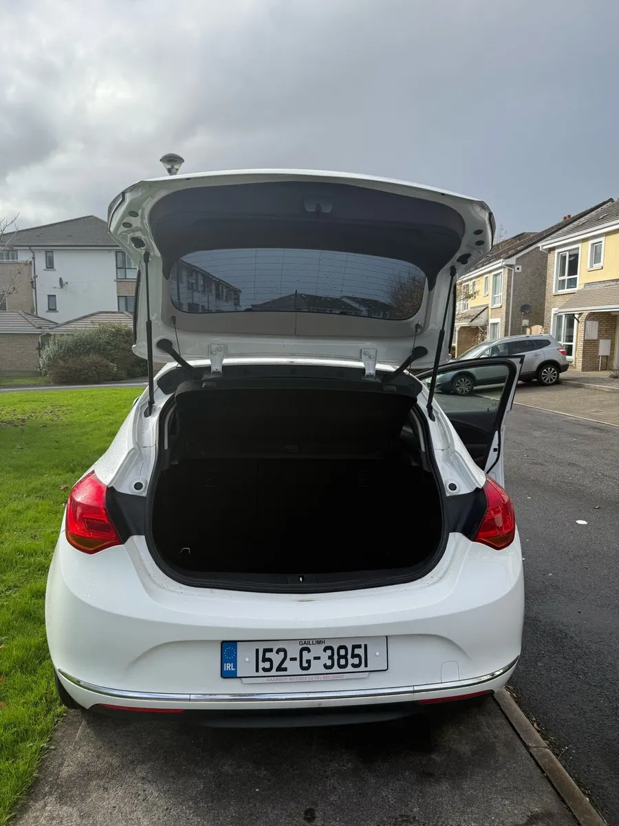 Vauxhall Astra 1.6L Diesel 2015 - Image 4