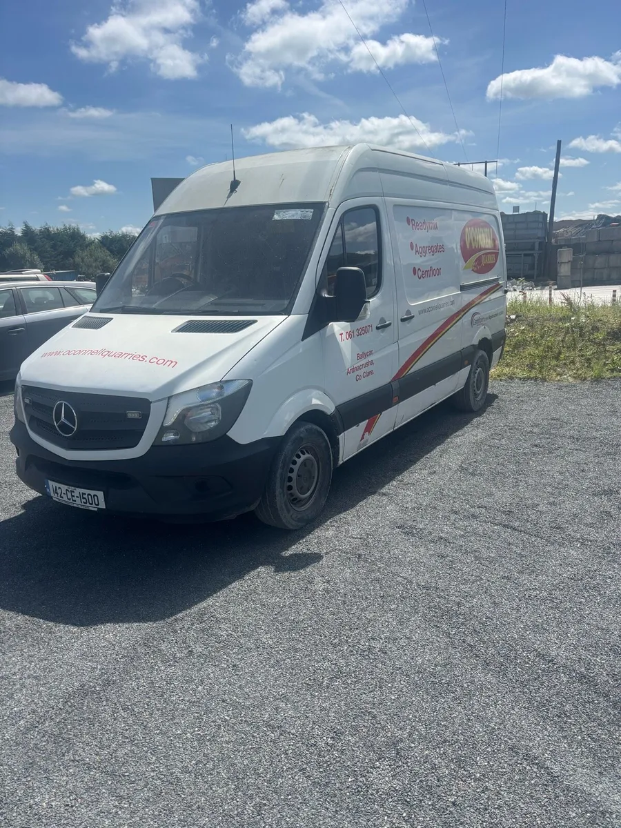 2014 Mercedes Sprinter - Image 3
