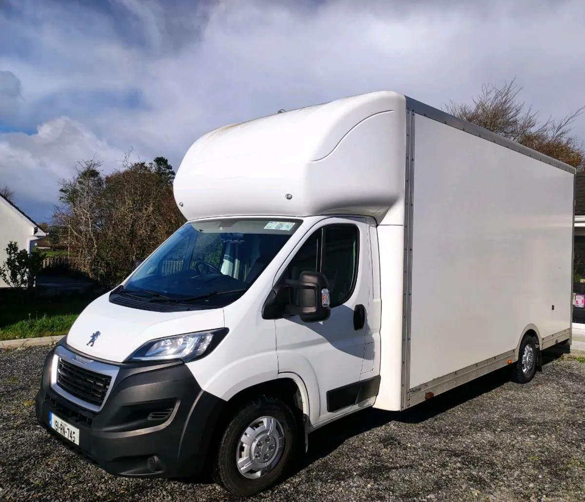 2019 Peugeot Maxi mover low loader Luton box van - Image 2