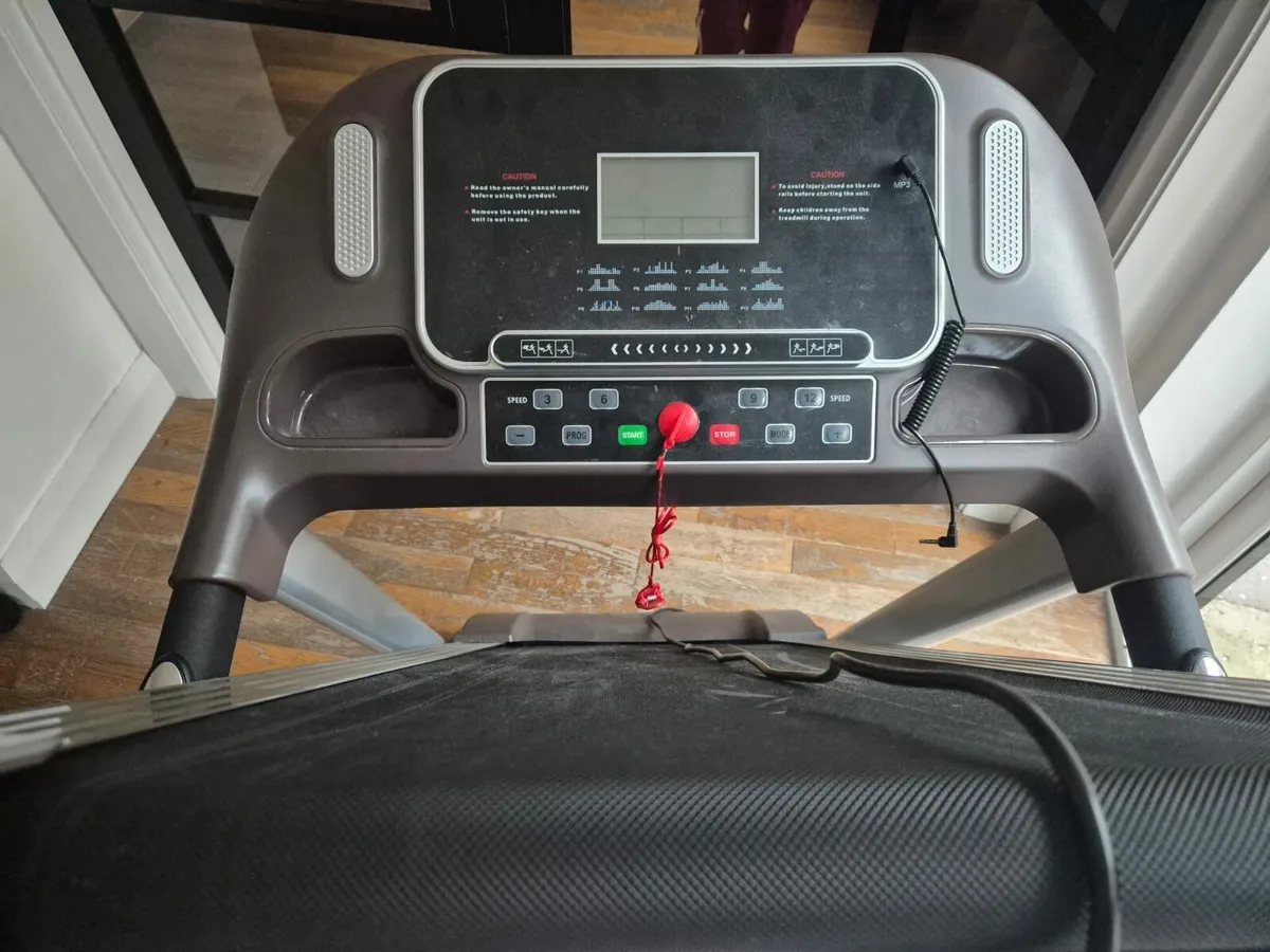 Treadmill - Image 1