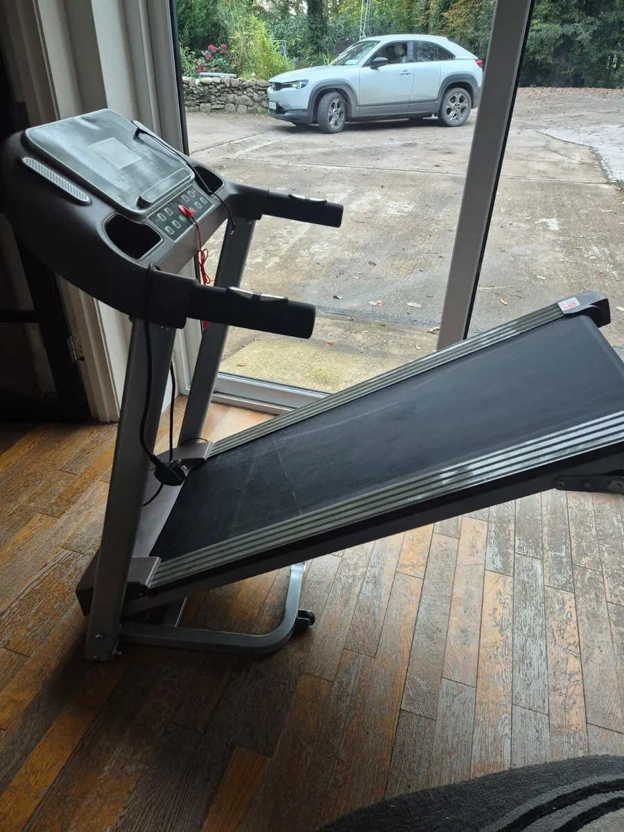 Treadmill - Image 3