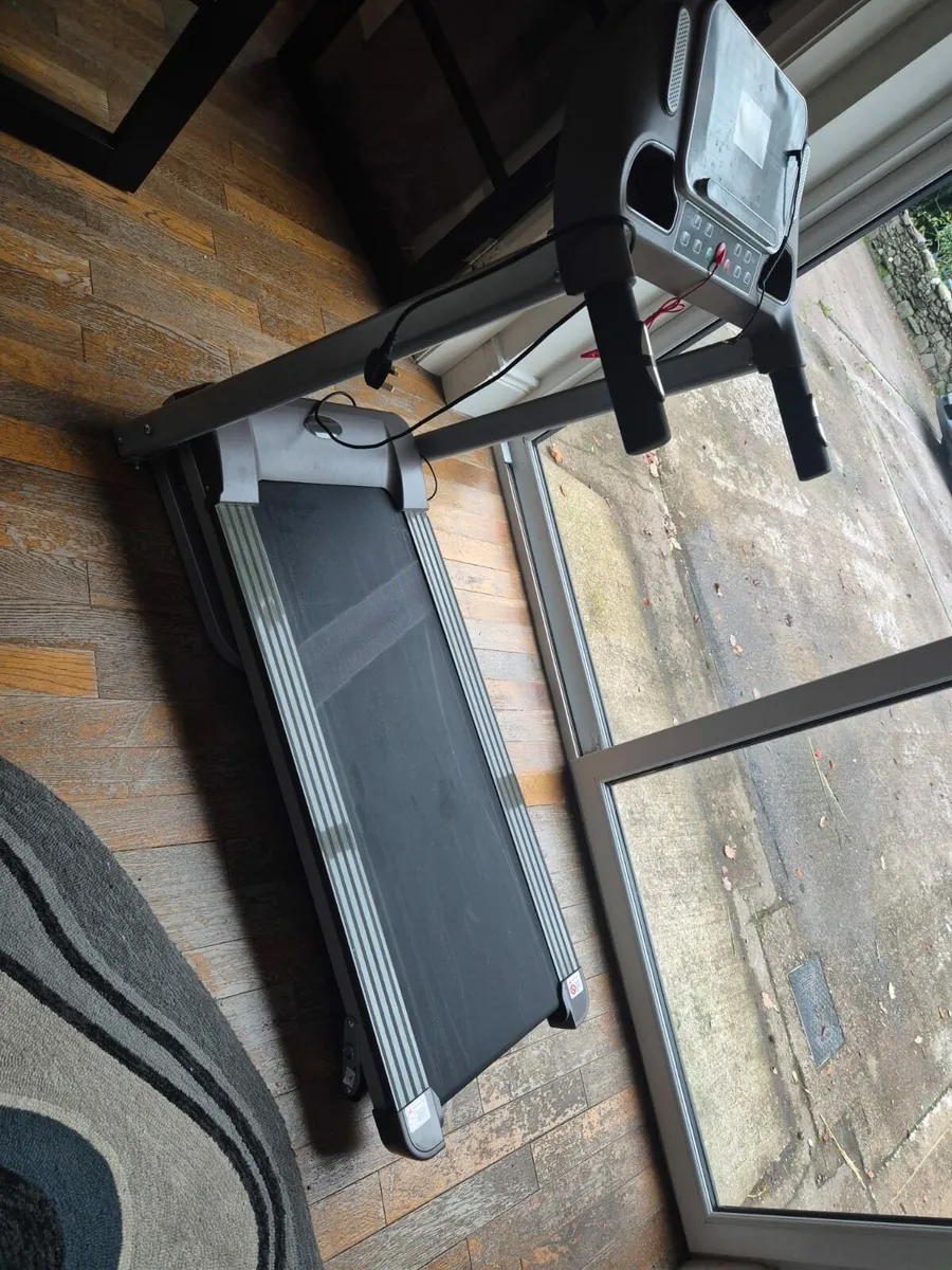 Treadmill - Image 4