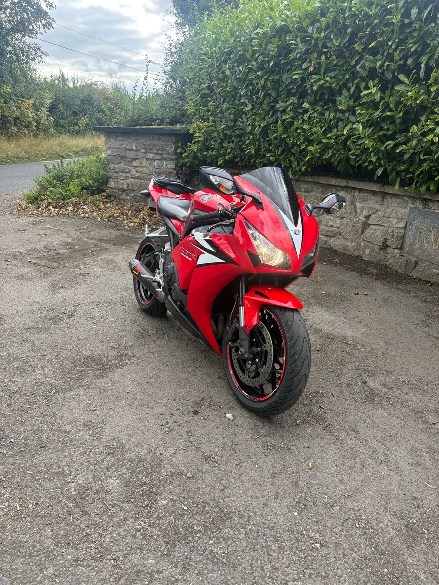 Honda Fireblade 20th anniversary - Image 2