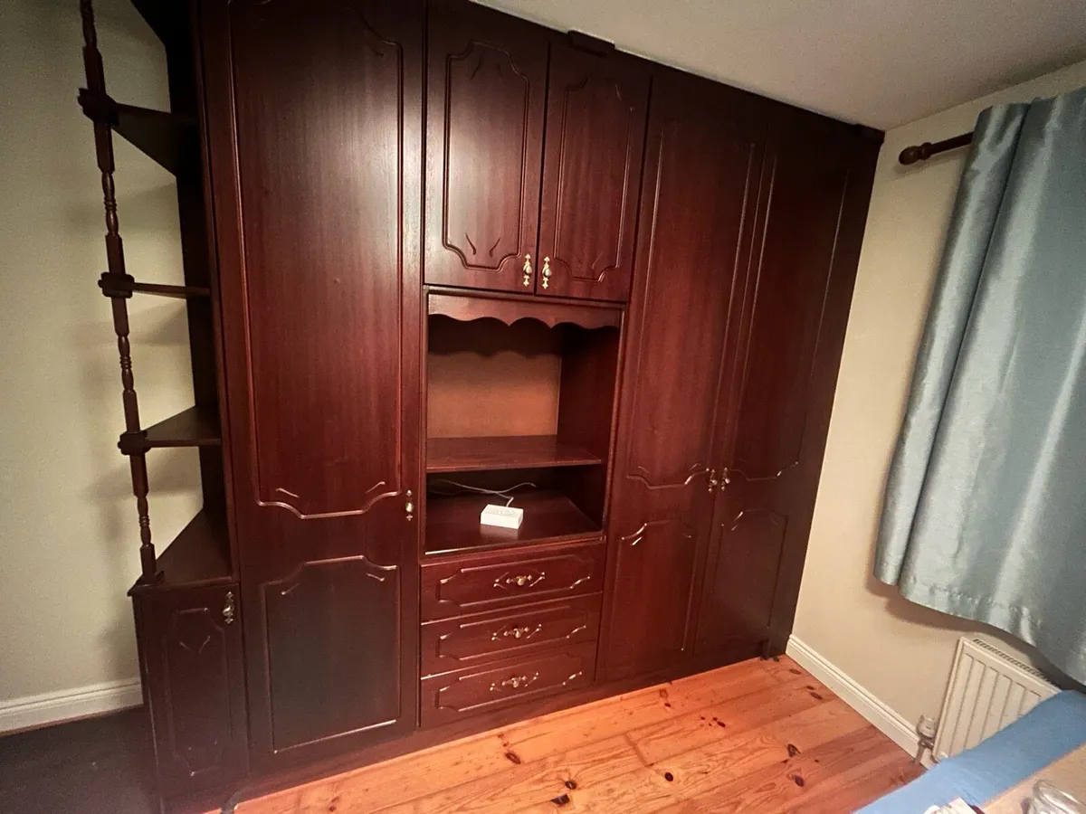 Mahogany veneer wardrobe