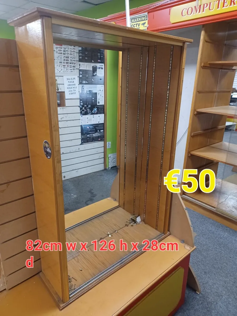 Shop display cabinets - Image 4