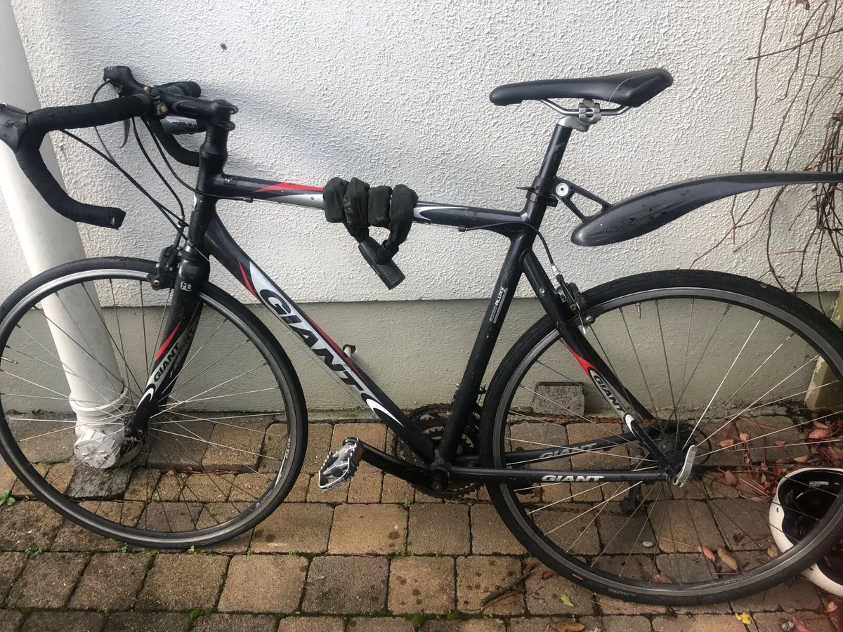 Giant gents racer - Image 1