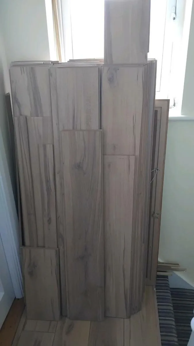 Laminate flooring & underlay - Image 2