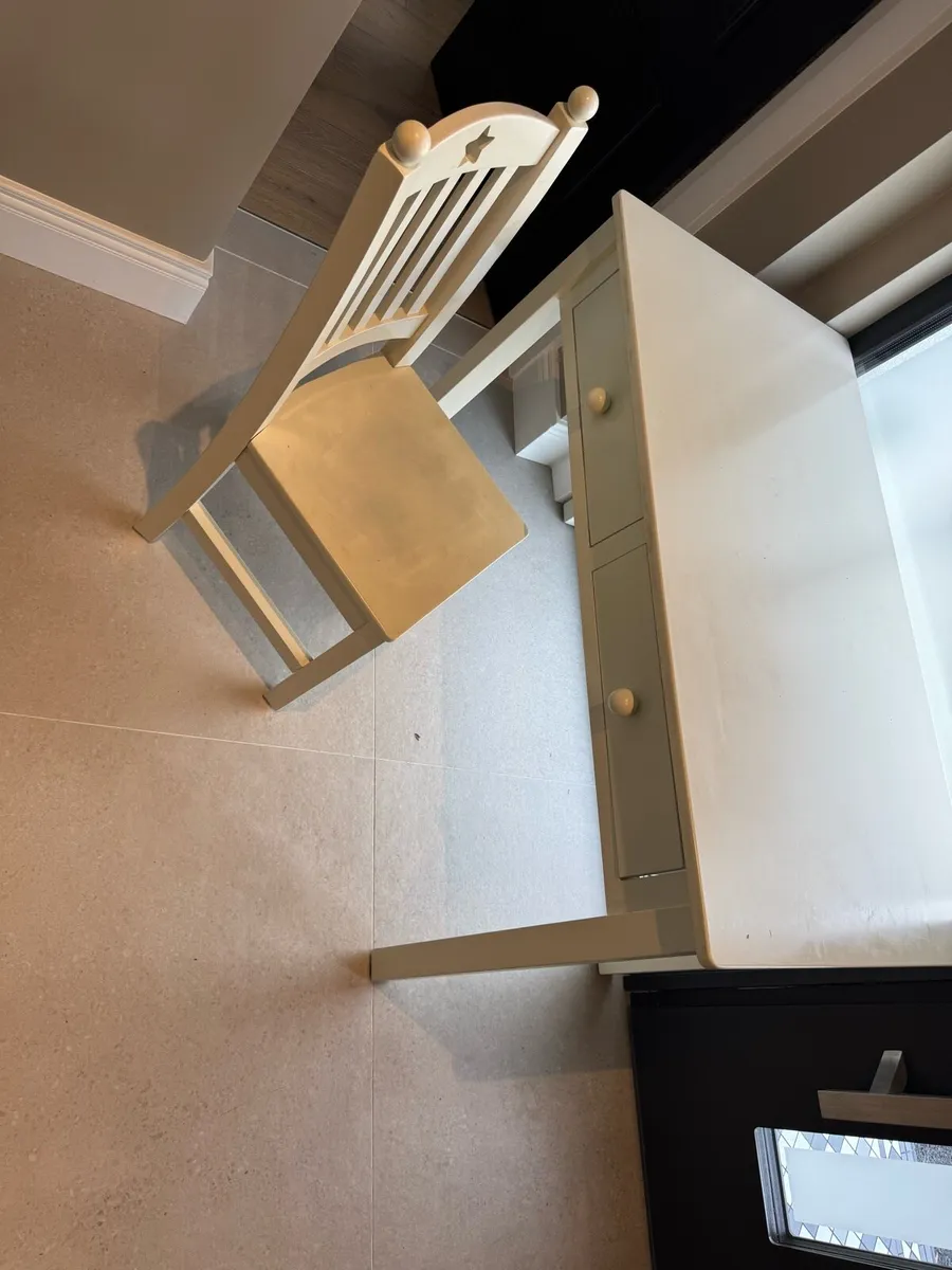 Wooden desk and chair - Image 2