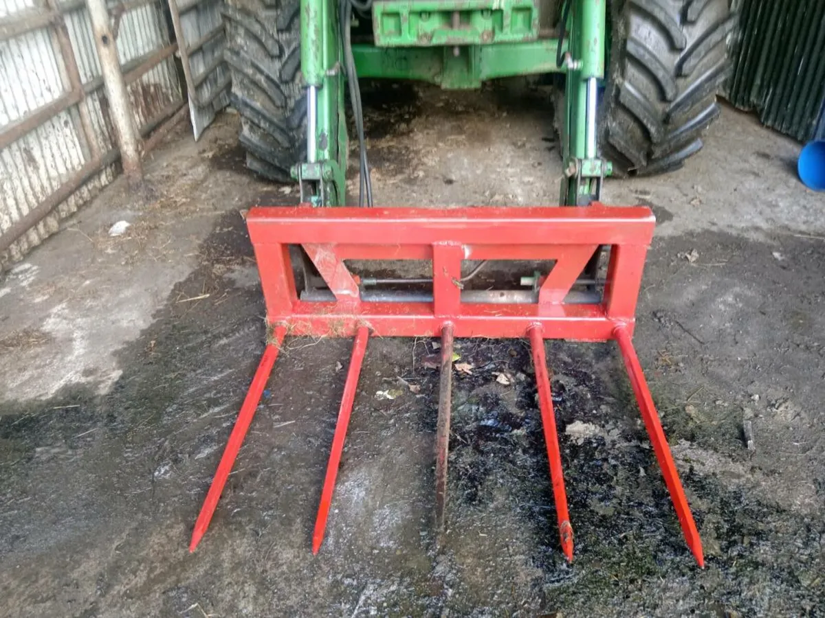 4 inch heavy box iron 4ft 6 SILAGE  PIKE - Image 2