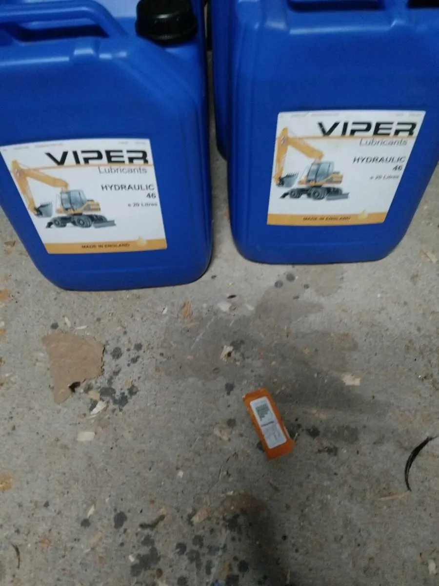 hydraulic  oil - Image 1
