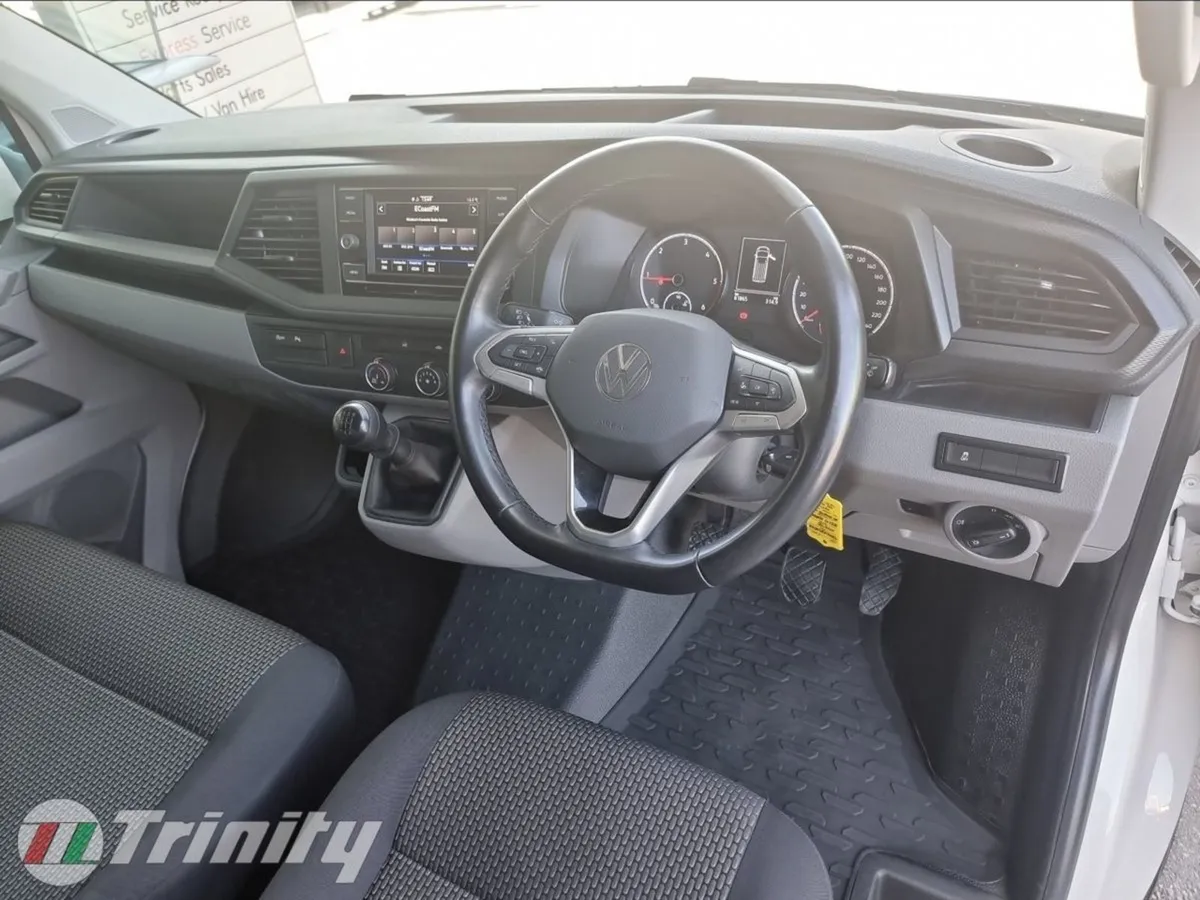 Volkswagen Transporter Huge Spec T6 2.0 TDI 150 B - Image 2