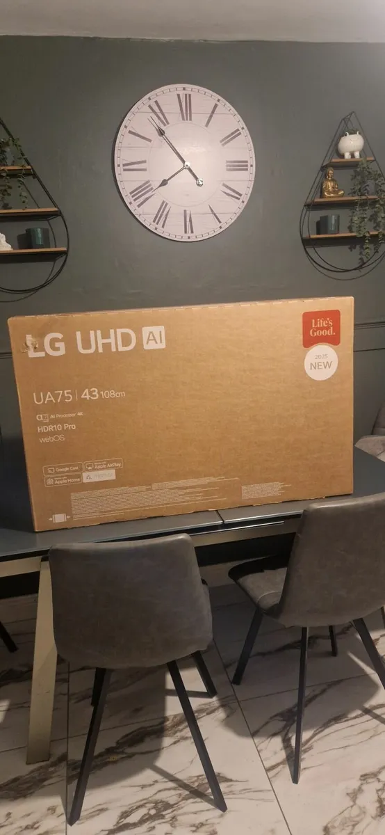 LG tv - Image 4