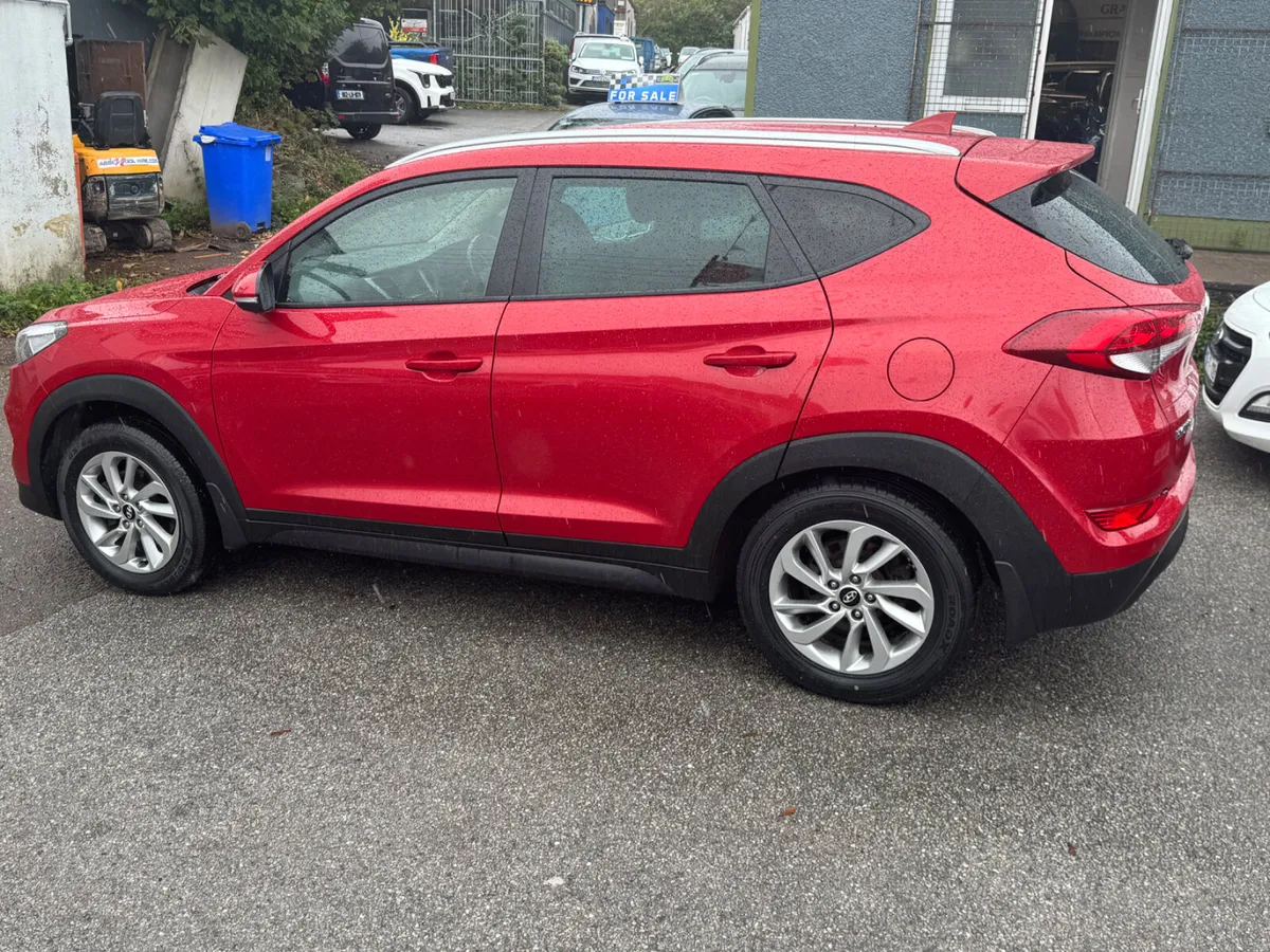 Hyundai Tucson Executive High Spec - Image 4
