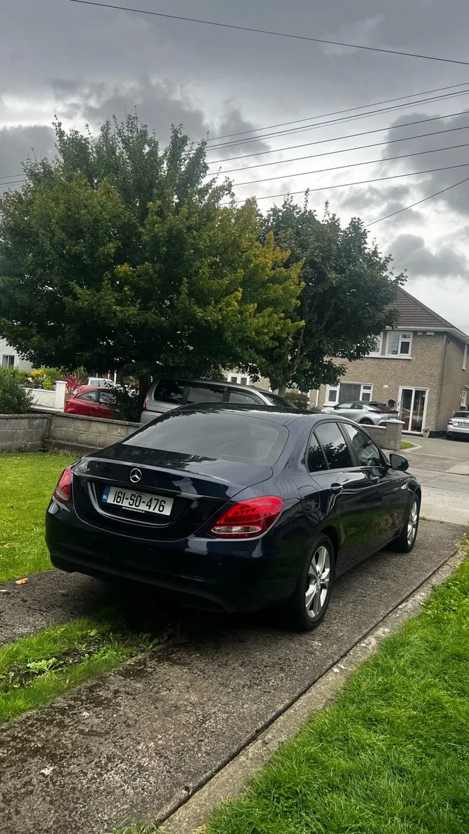 Mercedes Benz C Class - Image 2