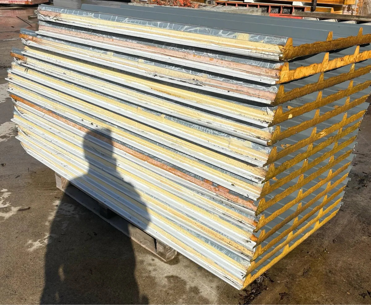 Grey Insulated Cladding - Image 2