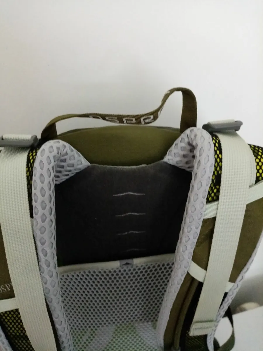 Backpacking  osprey  stratos 50L in black....... - Image 4
